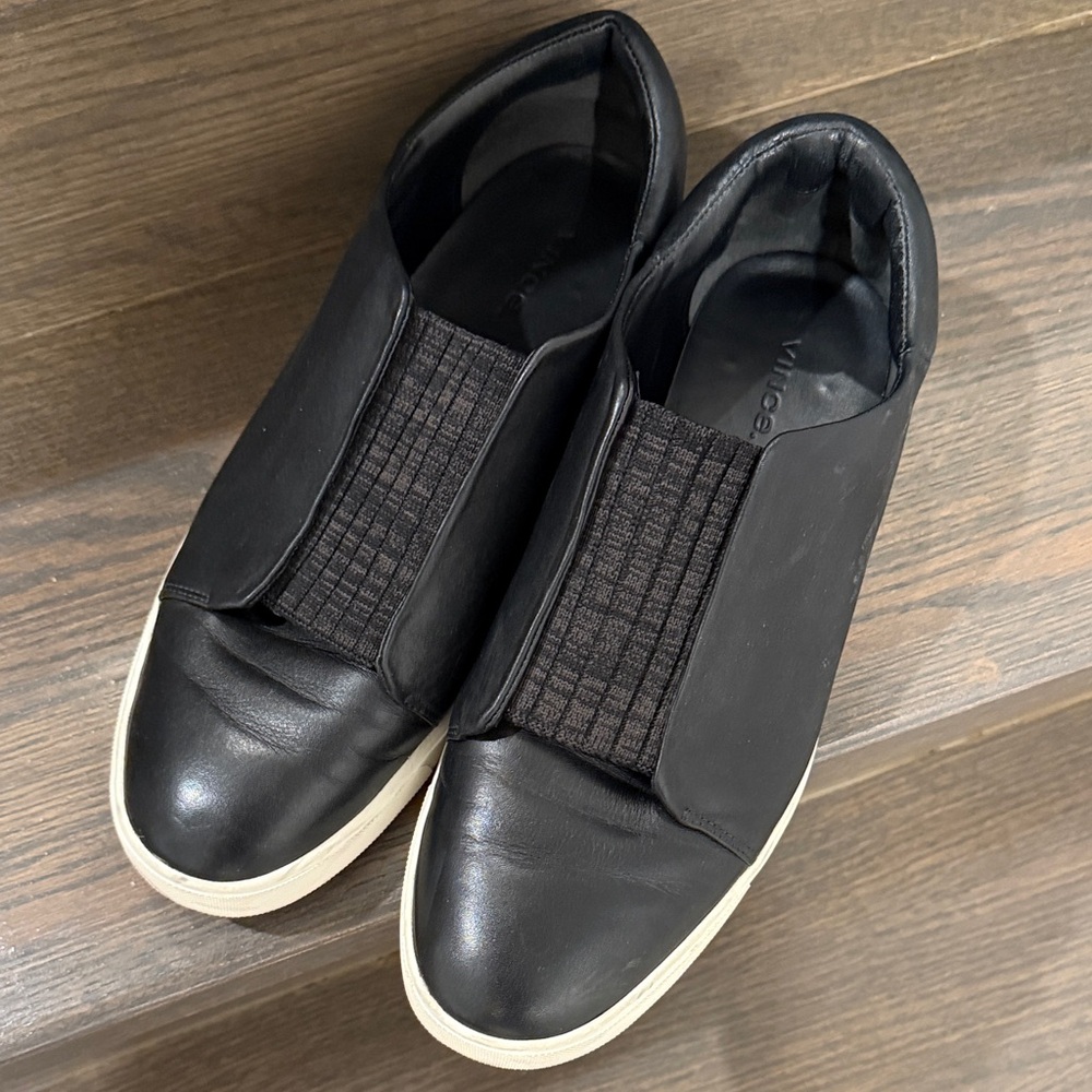 Vince Black and White Men's Slip-On Sneakers